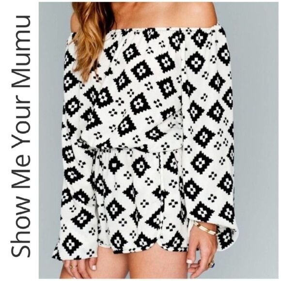 Show me your mumu OTS geometric long sleeve white Rane Romper size medium M - Picture 1 of 8